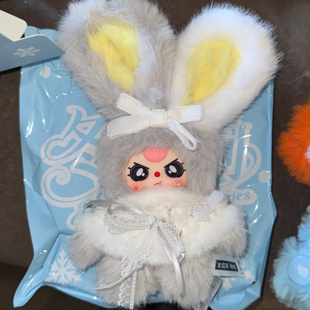 Baby Three Oli’s Wardrobe Winter Series - Sylv Frost w/ Special Rare Eyes